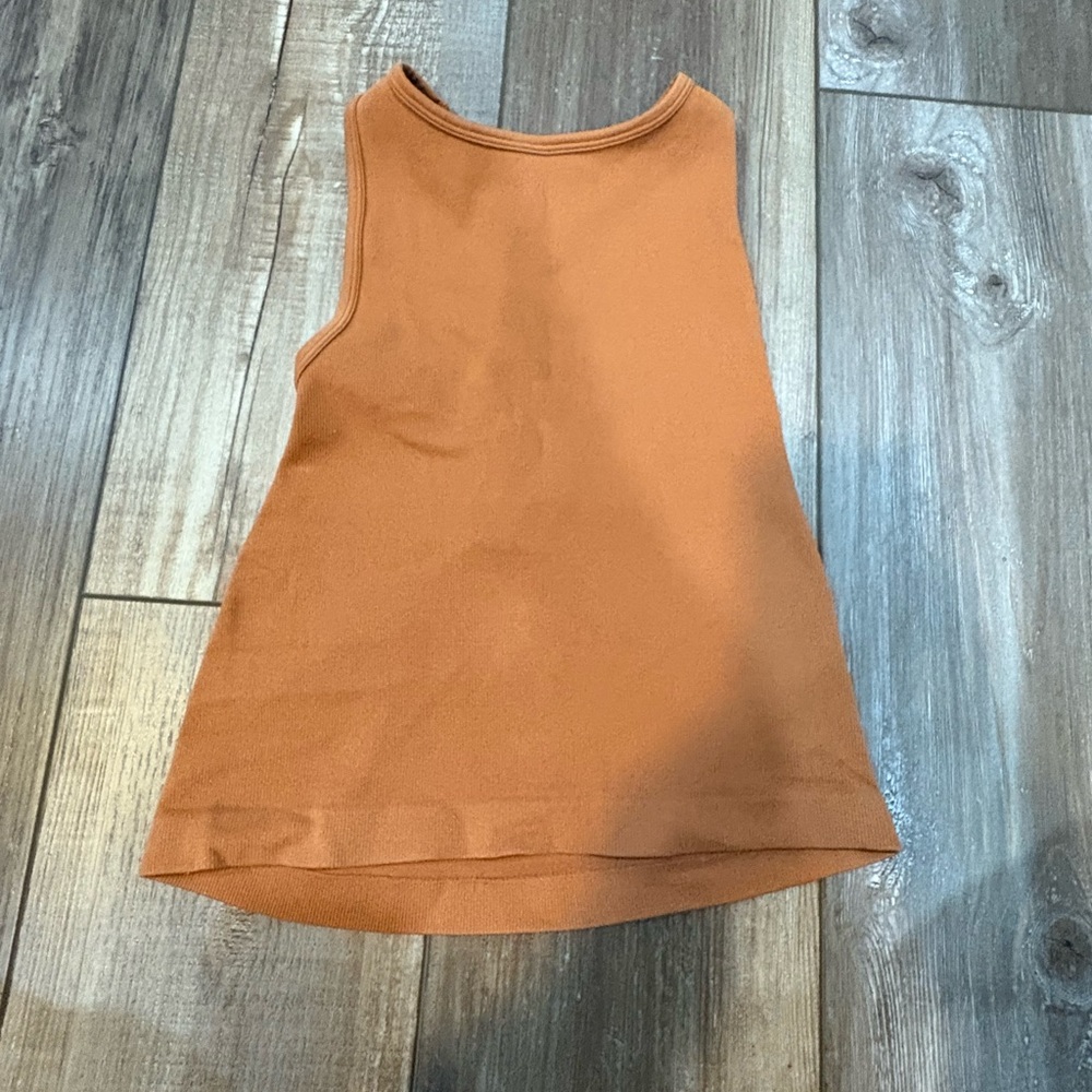 Razor Back Tank Top - Picture 2 of 3